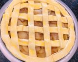 A picture of step 8 of Japanese Apple Pie (with custard).