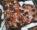 Foto langkah ke 10 dari resep CHEWY BROWNIES + tips sukses shiny crust.