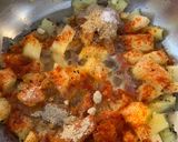 A picture of step 3 of Pineapple goju (sweet and sour pineapple gravy).