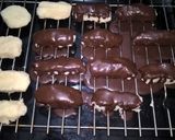 Foto del paso 2 de la receta: Bombones de coco y leche condensada