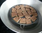 A picture of step 7 of Baked Ragi Crackers.
