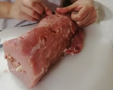 Foto del paso 4 de la receta: Lomo de cerdo sellado y relleno con arroz a la jardinera