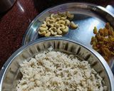 A picture of step 1 of Poha mixture.