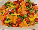 A picture of step 3 of Salad with smoked salmon.