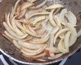 Hình bước làm 2 của món Bò xào sả ớt