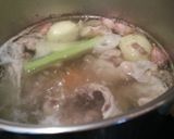 A picture of step 4 of Chicken stock.