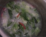 Foto langkah ke 4 dari resep Sawi putih kuah santan.