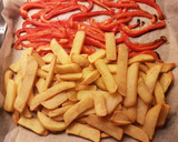 Foto del paso 3 de la receta: Papas Fritas, Huevos y Pimiento