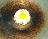 Foto langkah ke 1 dari resep Telur Saus Tiram.