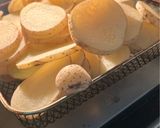 Foto del paso 1 de la receta: Legumbres: tortilla de papas tradicional con arvejas incluidas