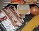 รูปขั้นตอนการทำที่ 1 ของ Bacon White Cream Pasta พาสต้าเบคอนซอสครีม