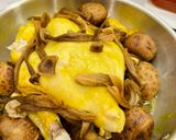 Hình bước làm 5 của món Gà Hấp Nấm (One Pot)