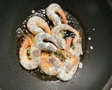 รูปขั้นตอนการทำที่ 2 ของ กุ้งราดซอสมะขาม