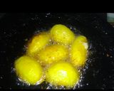 A picture of step 2 of Street style Aloo chaat.