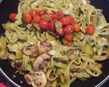 Foto del paso 4 de la receta: Pasta de espinacas con verduras