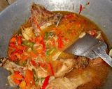Foto langkah ke 6 dari resep Ayam kecap bumbu mentega.