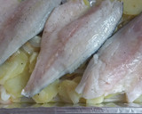 Foto del paso 2 de la receta: Dorada con patatas panadera