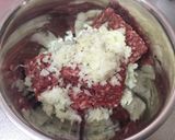 A picture of step 2 of Beef Mayonnaise Dumplings.