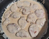 Foto del paso 4 de la receta: Solomillo de cerdo con salsa de Queso