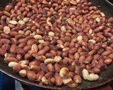 Foto del paso 2 de la receta: Maní tostado salado 🥜🍺