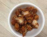 Hình bước làm 3 của món Salad gà sốt sữa chua