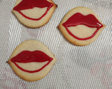 Foto del paso 11 de la receta: Galletitas set de maquillaje 💅👄