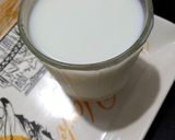 डलगोना कॉफी (dalgona coffee recipe in marthi) रेसिपी स्टेप 3 फोटो 