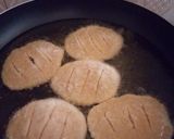 A picture of step 6 of Macheteadas (Honduran breakfast treat).