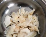 Foto langkah ke 1 dari resep Tumis Ikan Cucut.