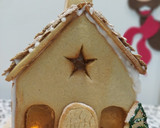 Foto del paso 9 de la receta: Casita navideña de galletas