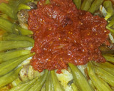 Foto del paso 12 de la receta: Tajín de carne de ternera con gombos y salsa de tomate - Mlokhiya