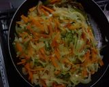 Foto del paso 2 de la receta: Empanaditas de verduras y queso