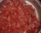 Foto del paso 2 de la receta: Huevo con salchichas, jitomate y cebolla 🍅🧅😋😋