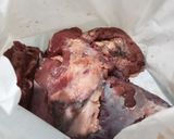 Foto langkah ke 1 dari resep Sop Bening Daging Qurban.