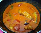 Foto langkah ke 4 dari resep Asam Padeh Ambu2 (Tongkol Asam Pedas).