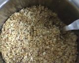 A picture of step 3 of Thandai Dudh.