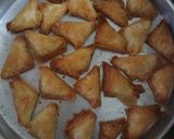 صورة لخطوة 2 من وصفة مثلثات الجلاش