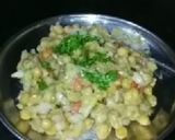 A picture of step 3 of Matar chaat.