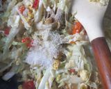 Foto langkah ke 4 dari resep Tumis Kol Telur.