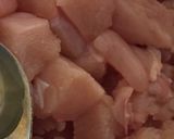 A picture of step 1 of Dry chicken chilli.