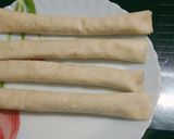 A picture of step 7 of Veg cheese paneer cigar.