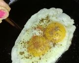 A picture of step 1 of Half Fry  Egg.