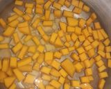 Foto del paso 1 de la receta: Tortilla de porotos, calabaza y papa 💕