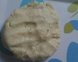 A picture of step 2 of Butter cookies.