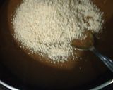 A picture of step 4 of Sesameladoo.