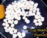 A picture of step 1 of Makhana kheer.