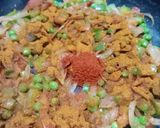 A picture of step 5 of Paneer Tawa Pulao.