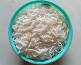 A picture of step 2 of Simple Bún Bò Huế.