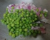 A picture of step 3 of Sooji Kachori.