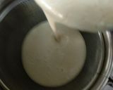 A picture of step 5 of Coconut Sauce.